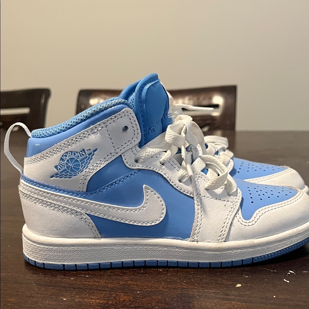 Jordan Kids High-Top Sneakers - carolina blue and White